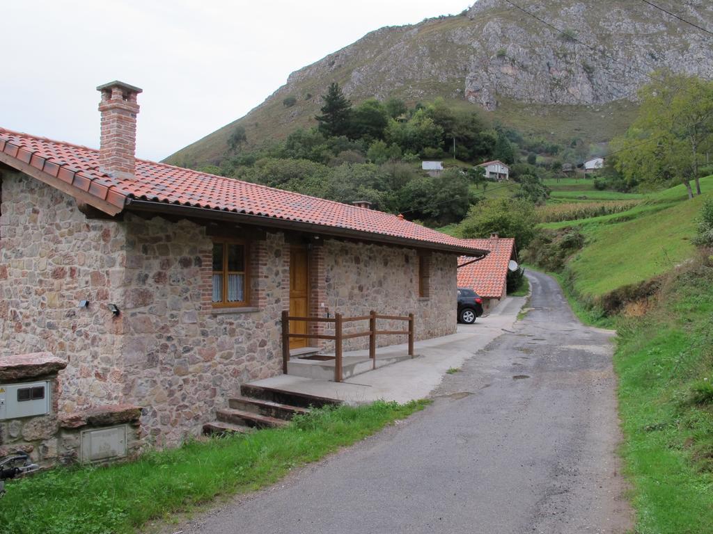 Apartamentos Rurales Vista Del Sueve Tresano Chambre photo